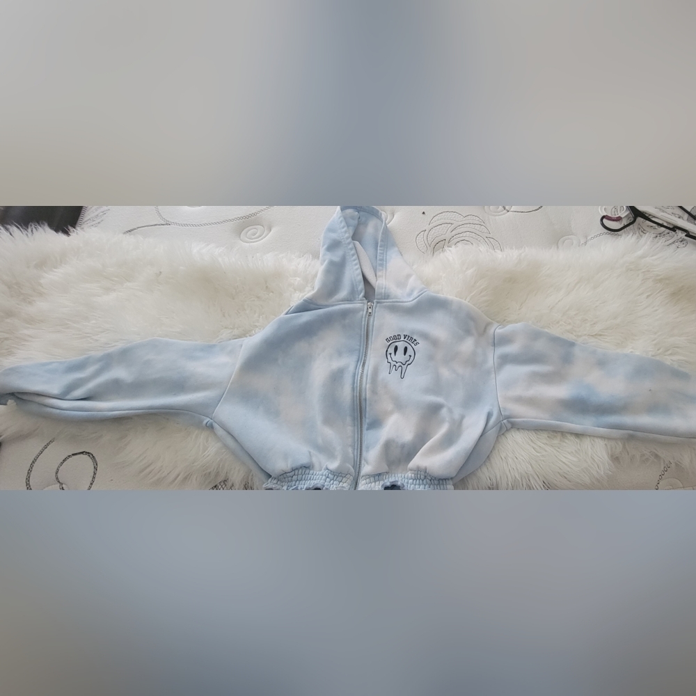 Cropped Hoodie
